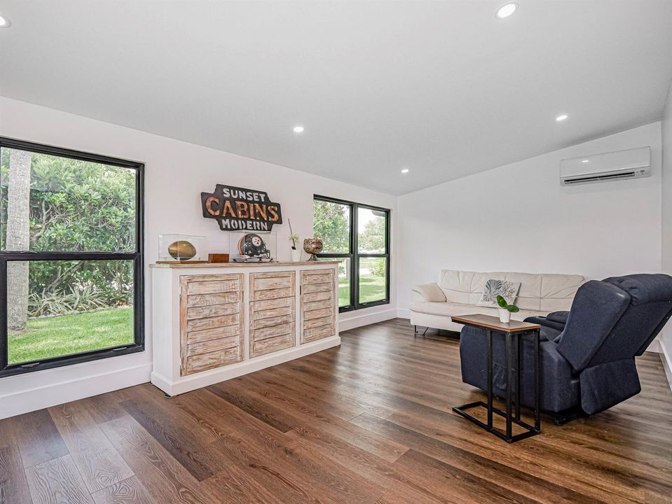 14 Rock Ridge