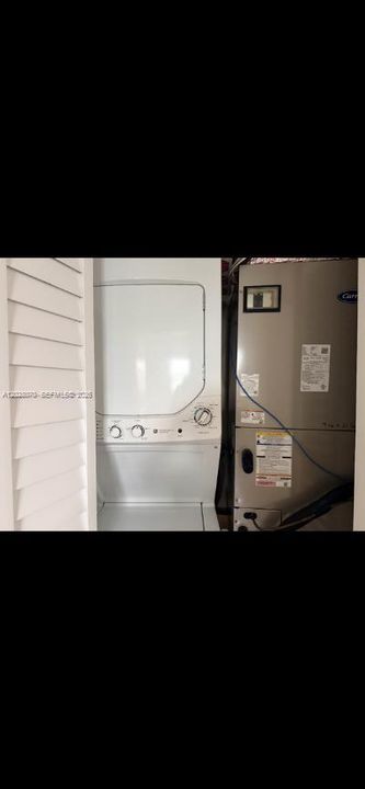 For Rent: $3,399 (3 beds, 1 baths, 1108 Square Feet)