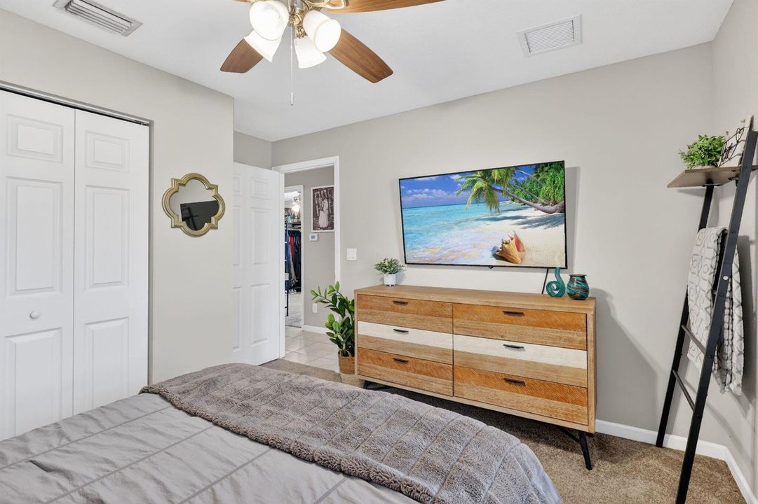 Guest Room 2