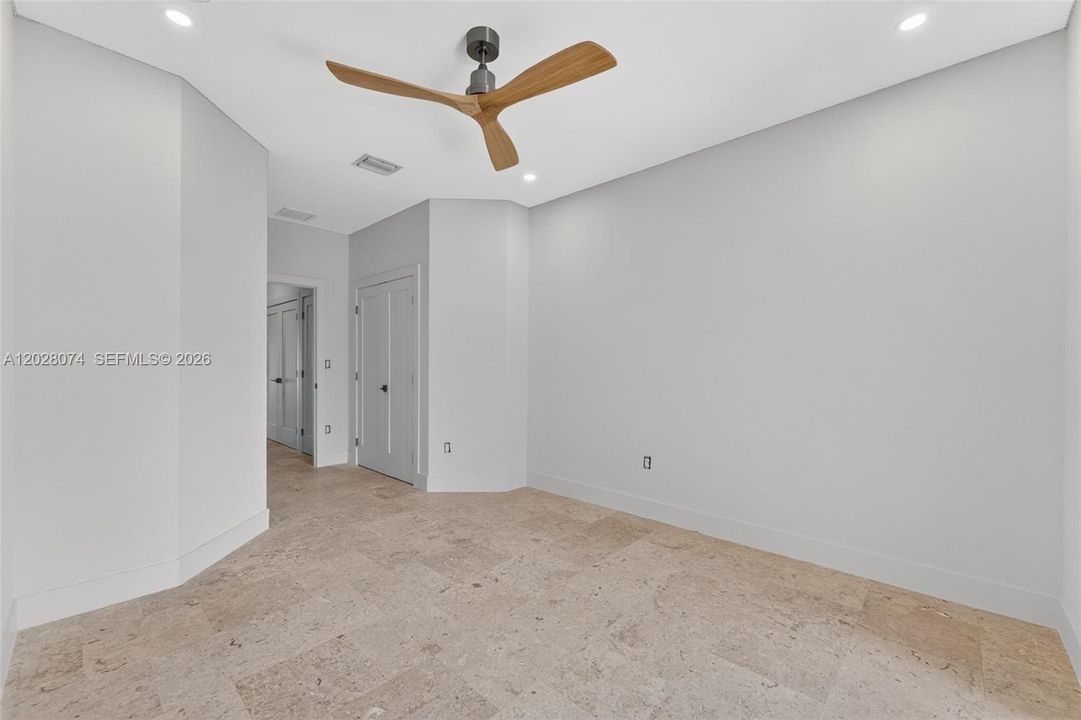For Rent: $10,000 (3 beds, 2 baths, 2134 Square Feet)