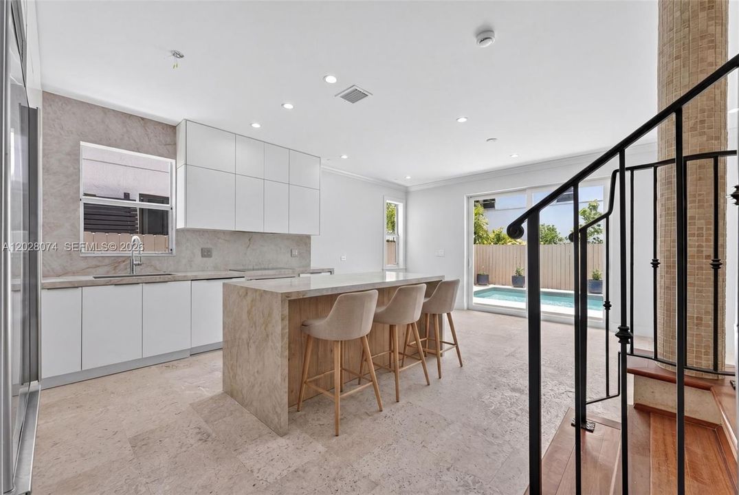 For Rent: $10,000 (3 beds, 2 baths, 2134 Square Feet)
