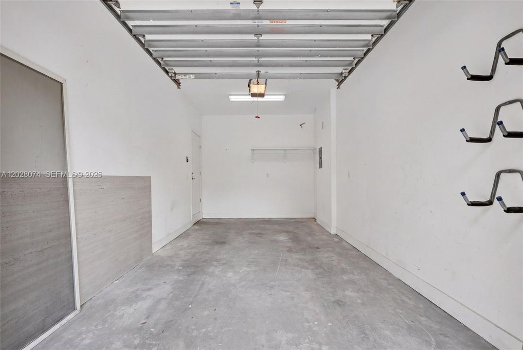 For Rent: $10,000 (3 beds, 2 baths, 2134 Square Feet)