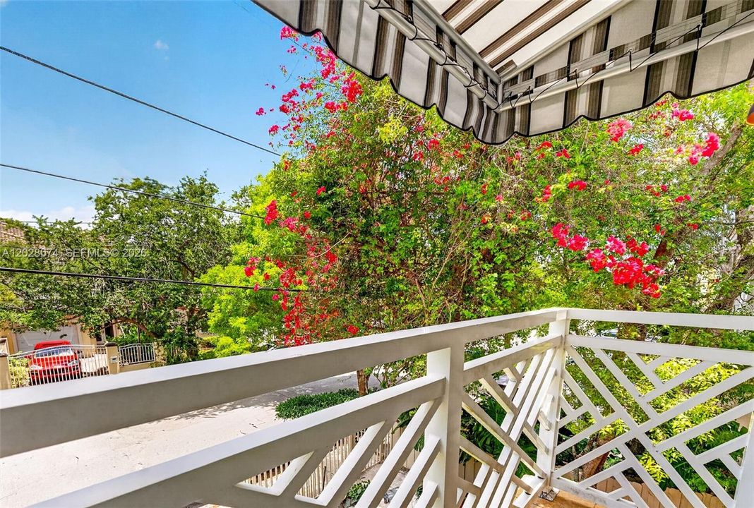For Rent: $10,000 (3 beds, 2 baths, 2134 Square Feet)