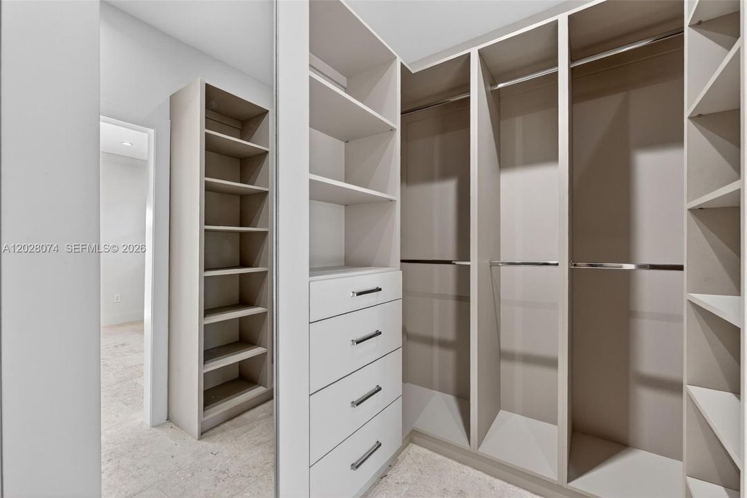 For Rent: $10,000 (3 beds, 2 baths, 2134 Square Feet)