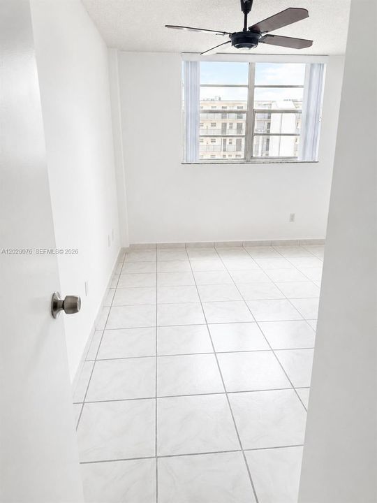 For Rent: $2,000 (2 beds, 2 baths, 1135 Square Feet)