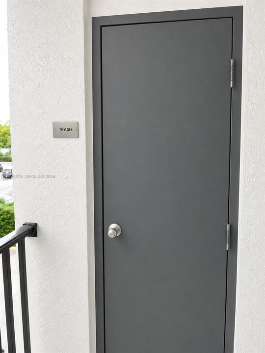For Rent: $2,000 (2 beds, 2 baths, 1135 Square Feet)