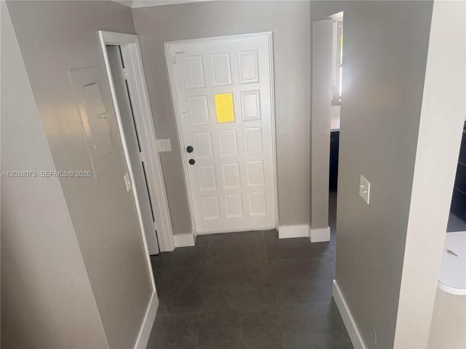 For Rent: $2,699 (3 beds, 2 baths, 1325 Square Feet)