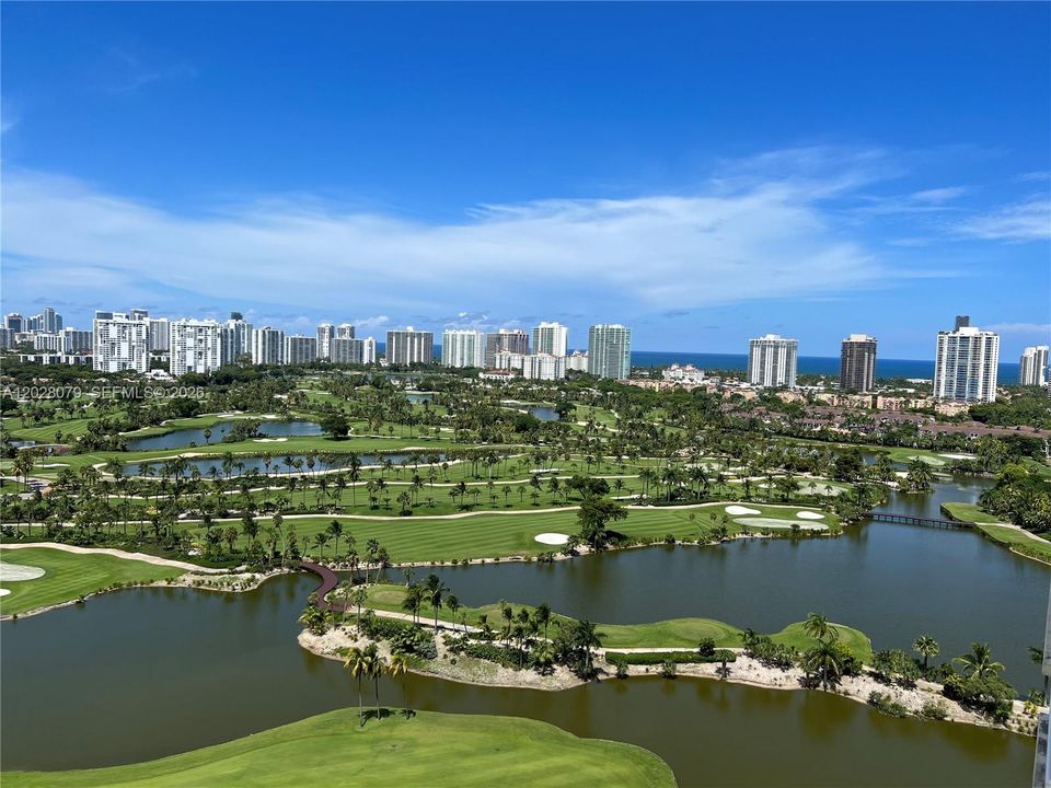 For Sale: $610,000 (2 beds, 2 baths, 1245 Square Feet)