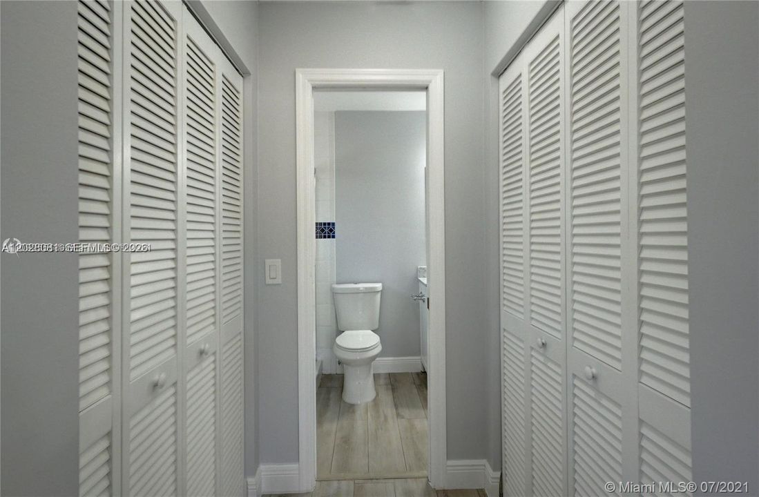 В аренду: $3,095 (3 спален, 2 ванн, 1317 Квадратных фут)