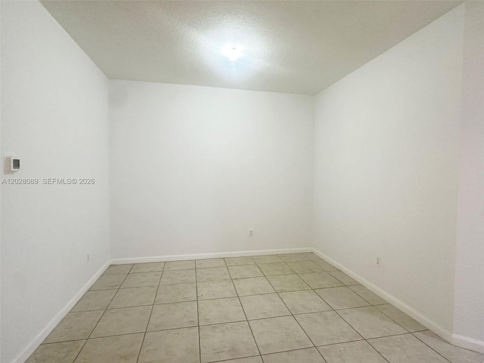 En Renta: $2,400 (3 camas, 2 baños, 1564 Pies cuadrados)