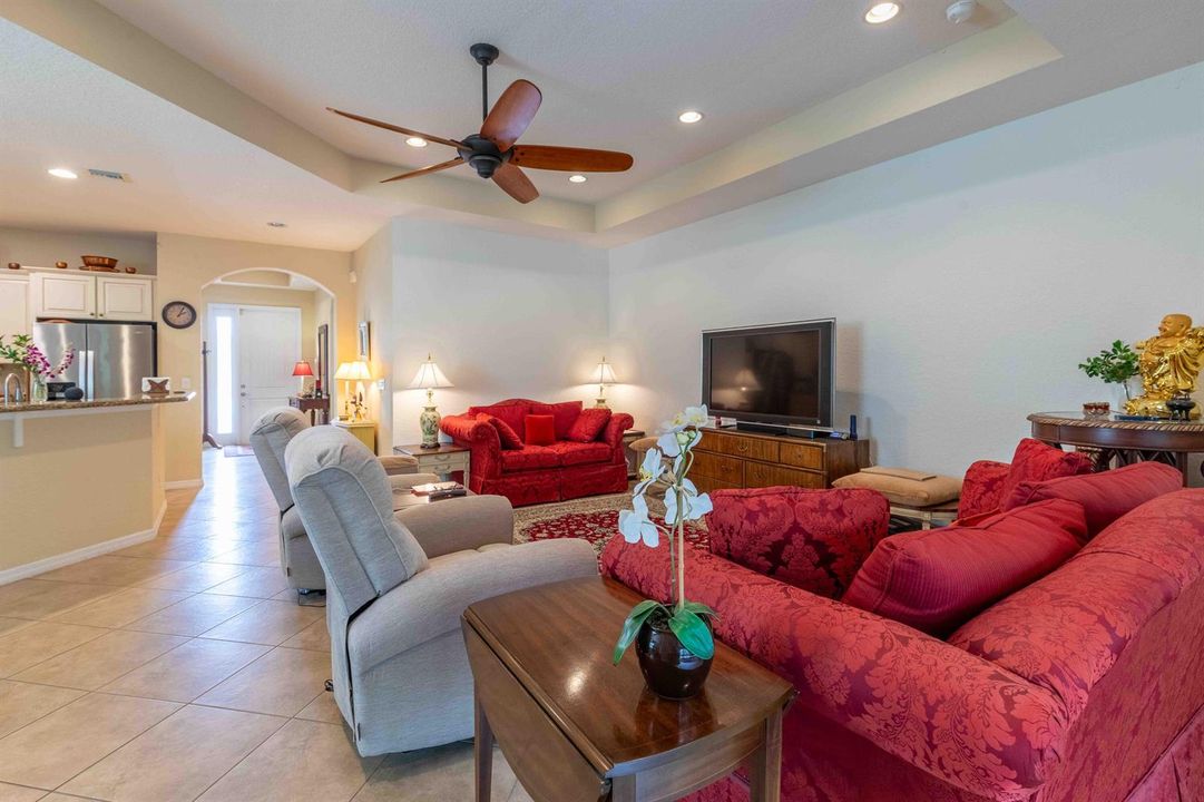 4376 NW Oakbrook Cir-9-
