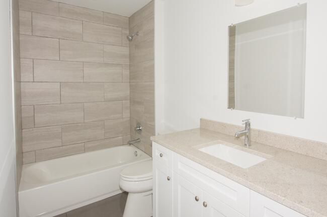 2nd Bathroom