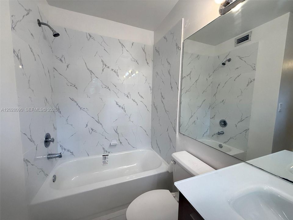 В аренду: $2,900 (3 спален, 2 ванн, 1711 Квадратных фут)