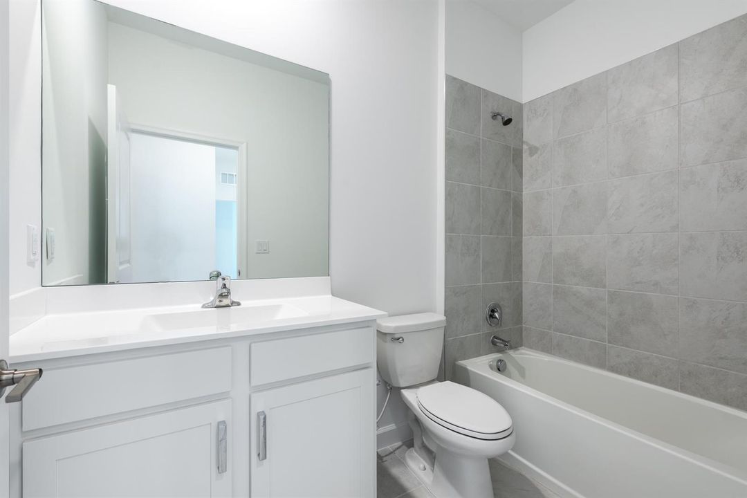 1306 Tangled Orchard Tre-7