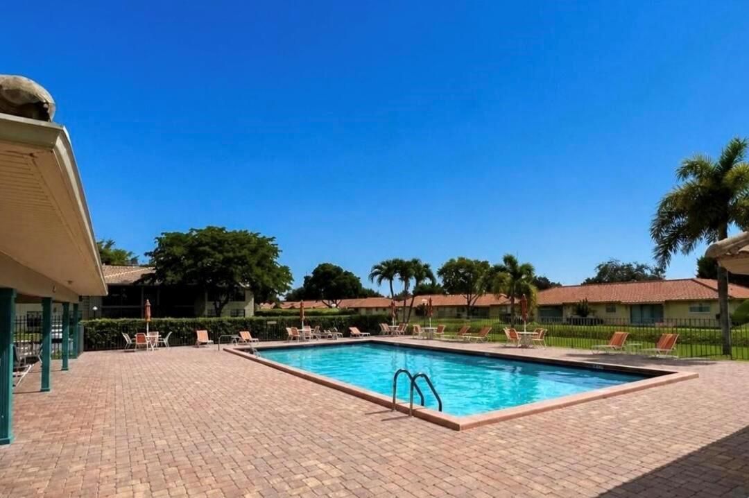 Community pool