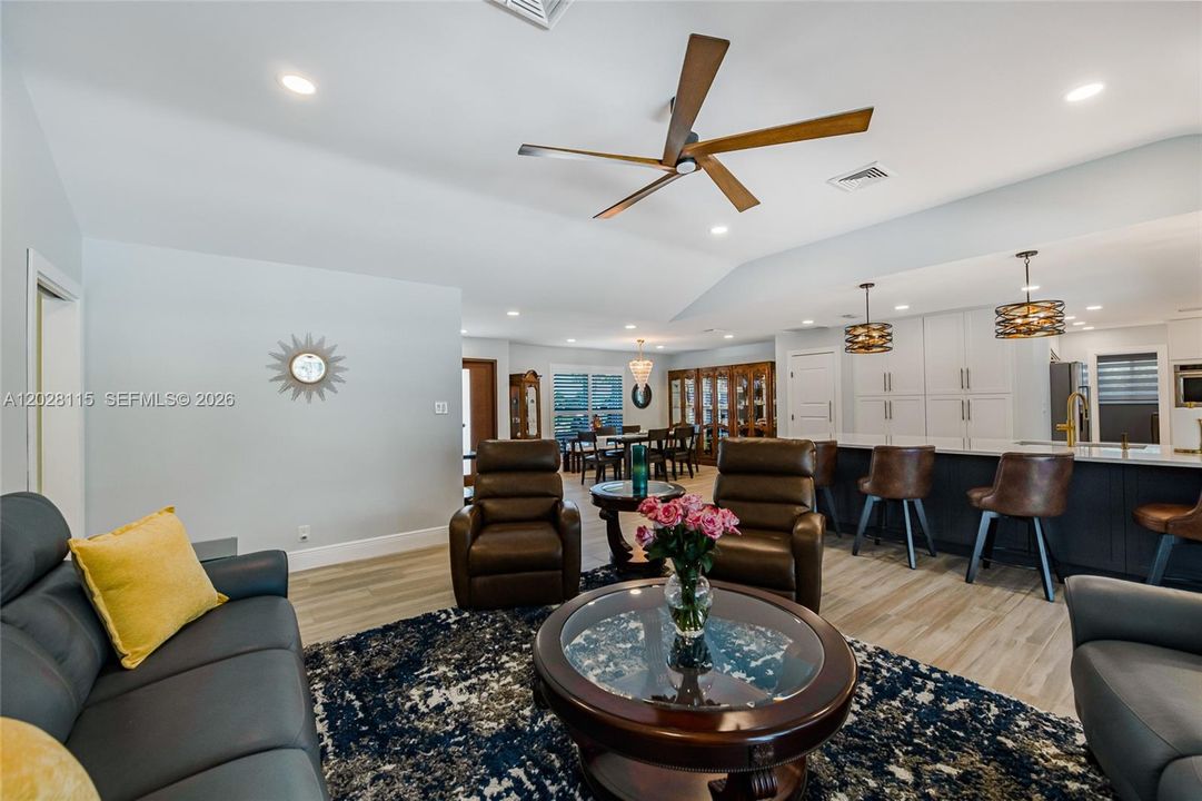 For Sale: $1,150,000 (5 beds, 3 baths, 2732 Square Feet)