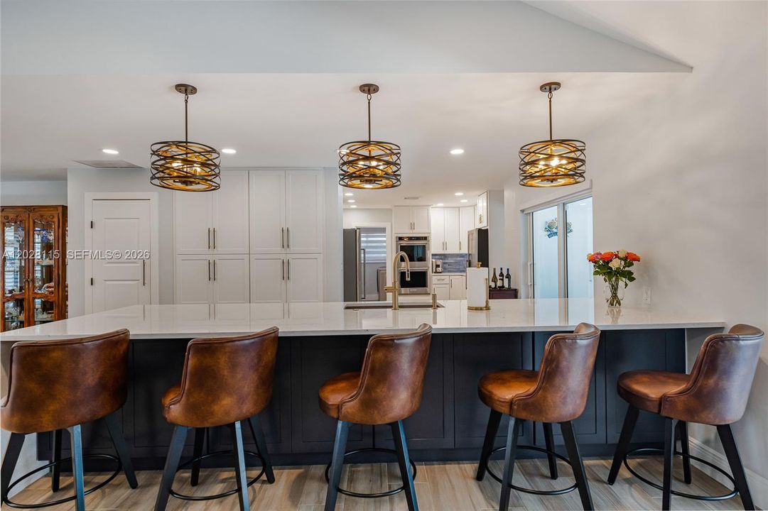 For Sale: $1,150,000 (5 beds, 3 baths, 2732 Square Feet)