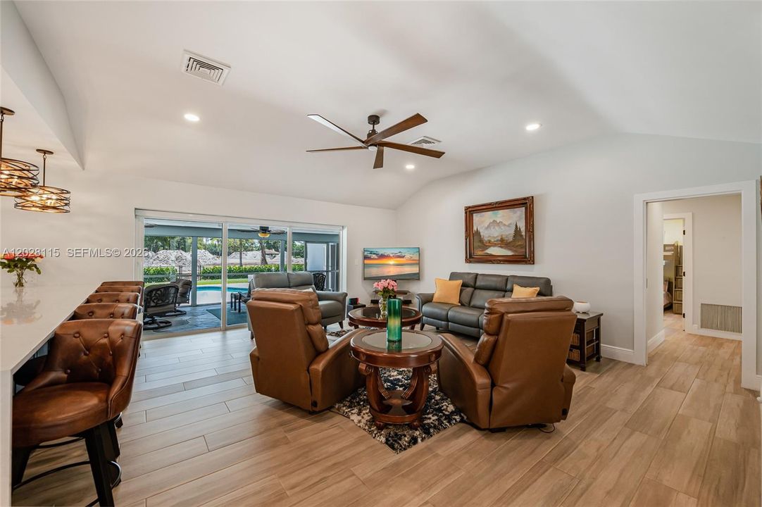 For Sale: $1,150,000 (5 beds, 3 baths, 2732 Square Feet)