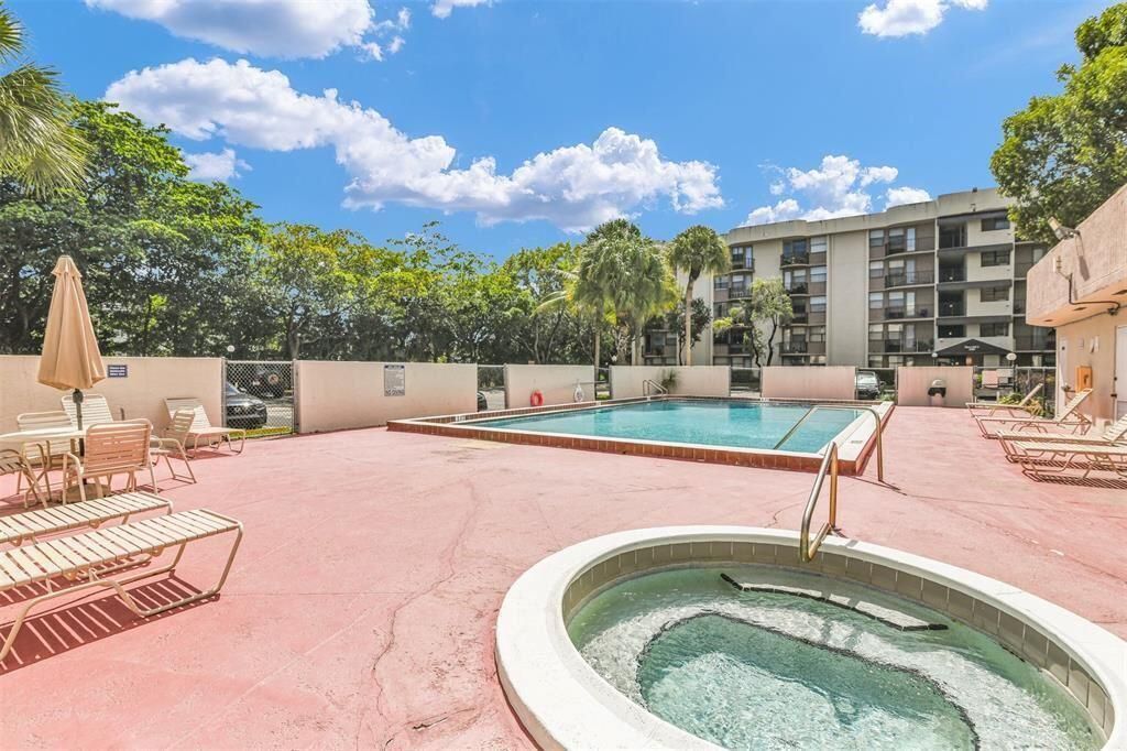 2501 RIVERSIDE 206 POOL 2