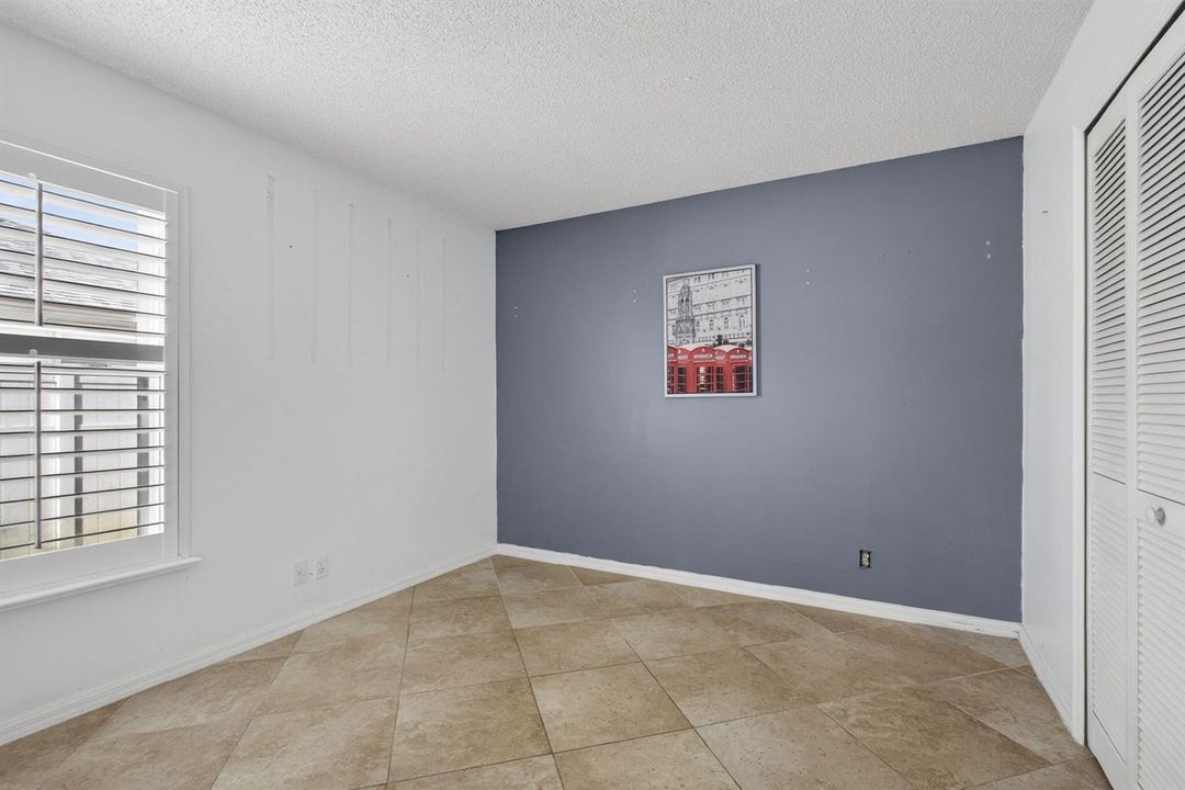 102 Royal Palm 2nd bed