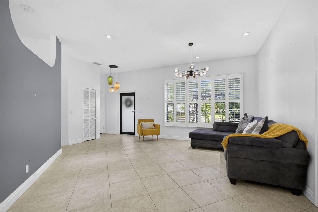 102 Royal Palm Living Great room
