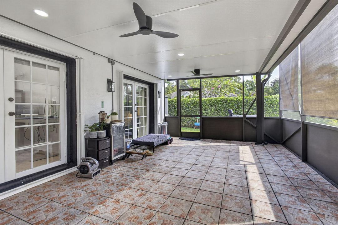 102 Royal Palm Porch