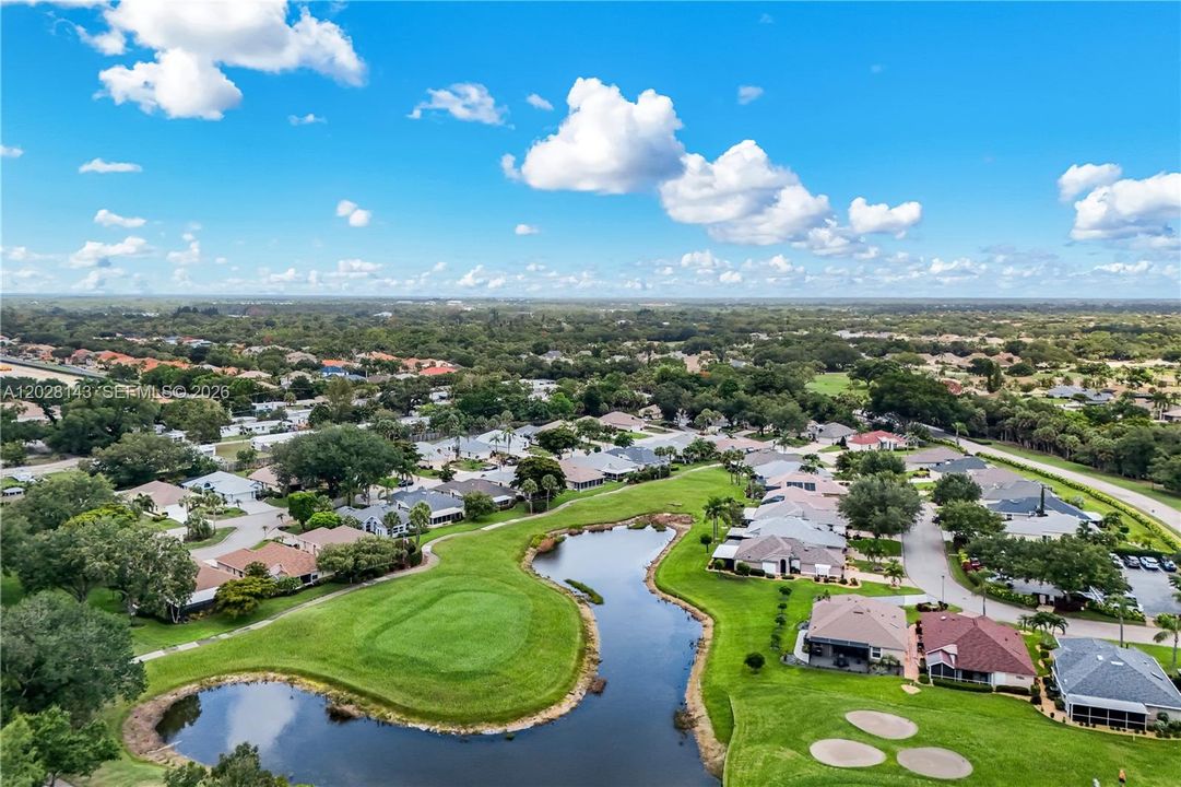 For Sale: $448,000 (2 beds, 2 baths, 1300 Square Feet)