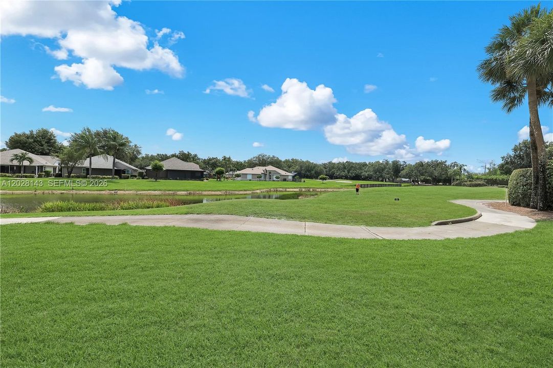 For Sale: $448,000 (2 beds, 2 baths, 1300 Square Feet)