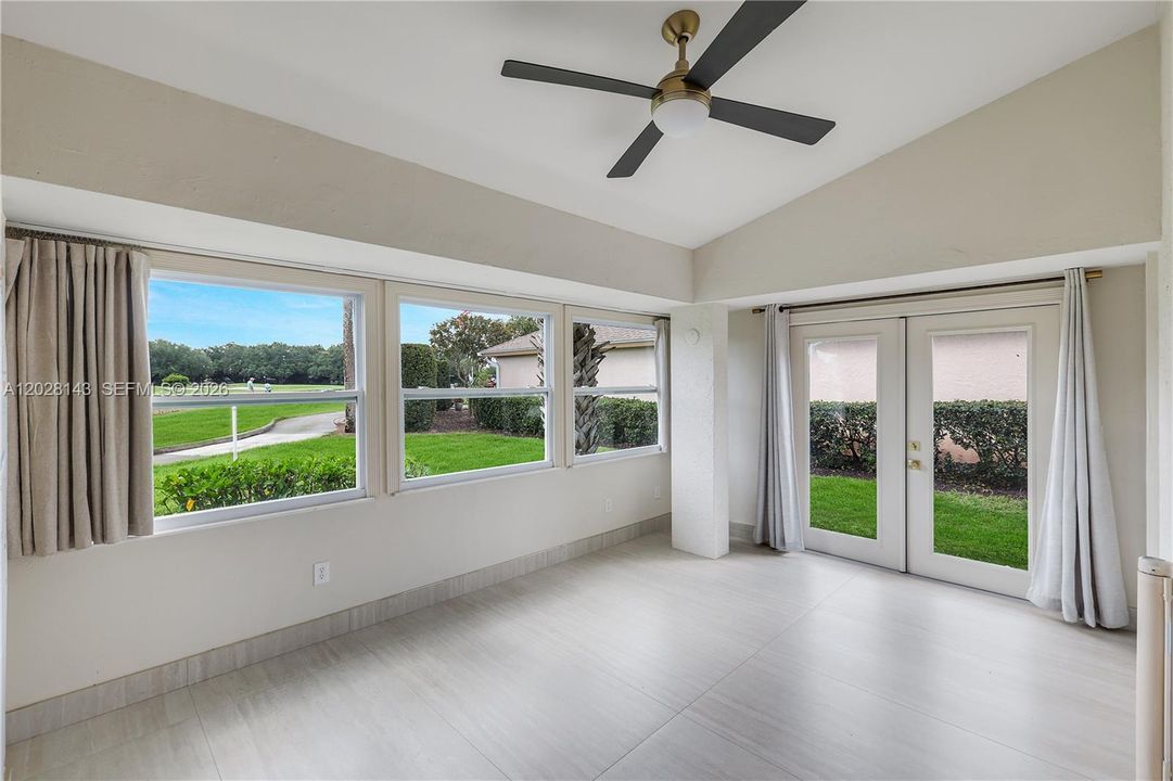 For Sale: $448,000 (2 beds, 2 baths, 1300 Square Feet)