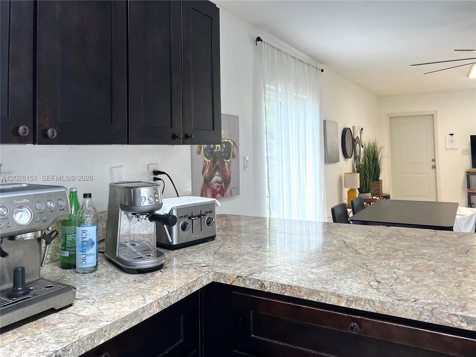 For Sale: $529,000 (4 beds, 2 baths, 1427 Square Feet)