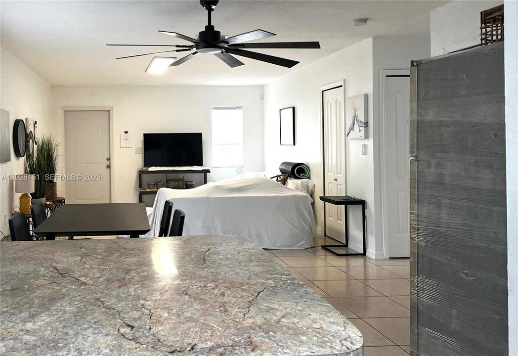 For Sale: $529,000 (4 beds, 2 baths, 1427 Square Feet)