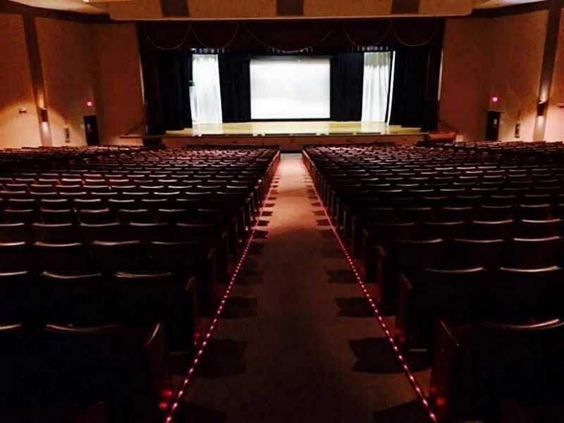 THEATER