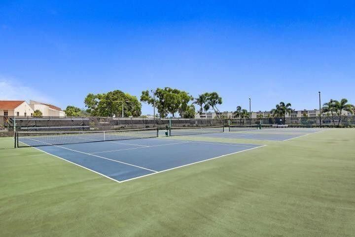 cv tennis court 25