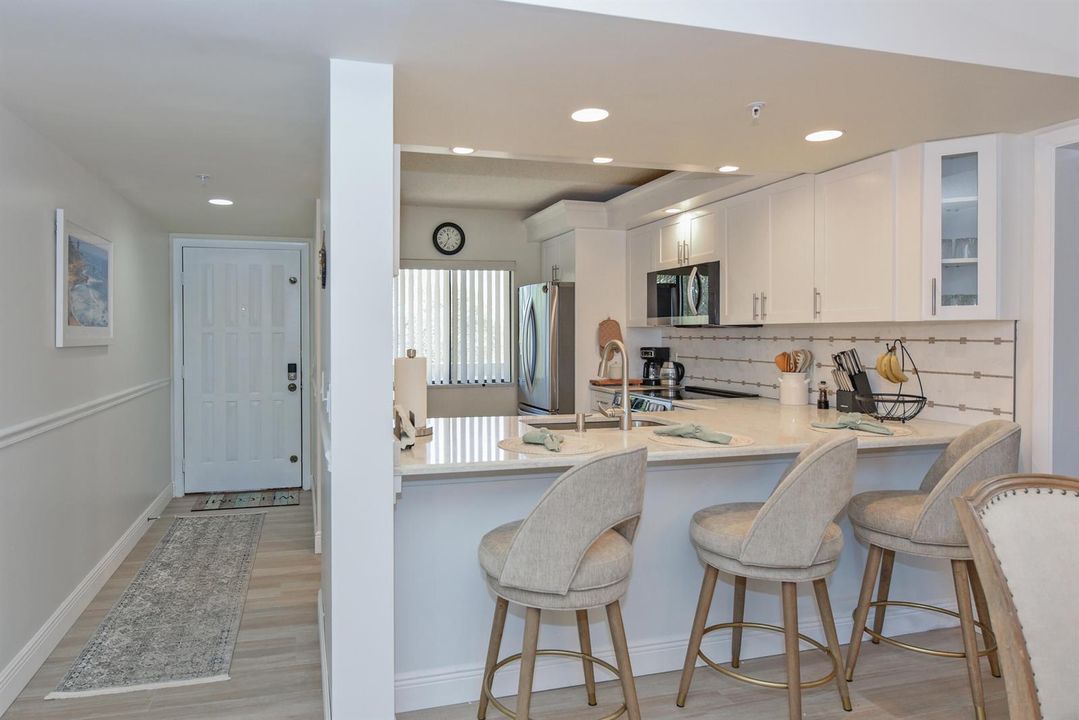 901 Seafarer Cir_#302_Marina Brier_3
