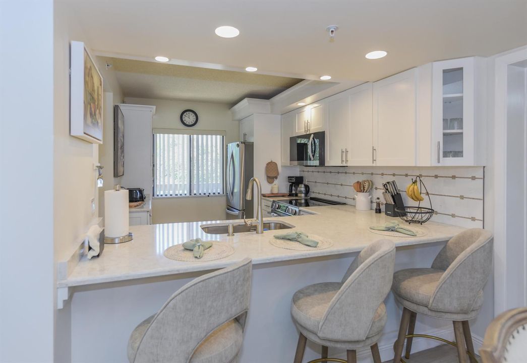 901 Seafarer Cir_#302_Marina Brier_37