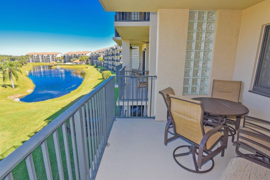 901 Seafarer Cir_#302_Marina Brier_23