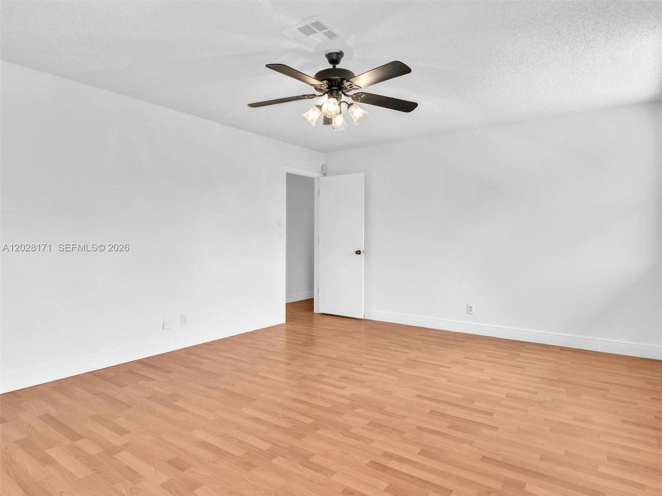 Недавно арендовано: $6,000 (5 спален, 3 ванн, 2858 Квадратных фут)