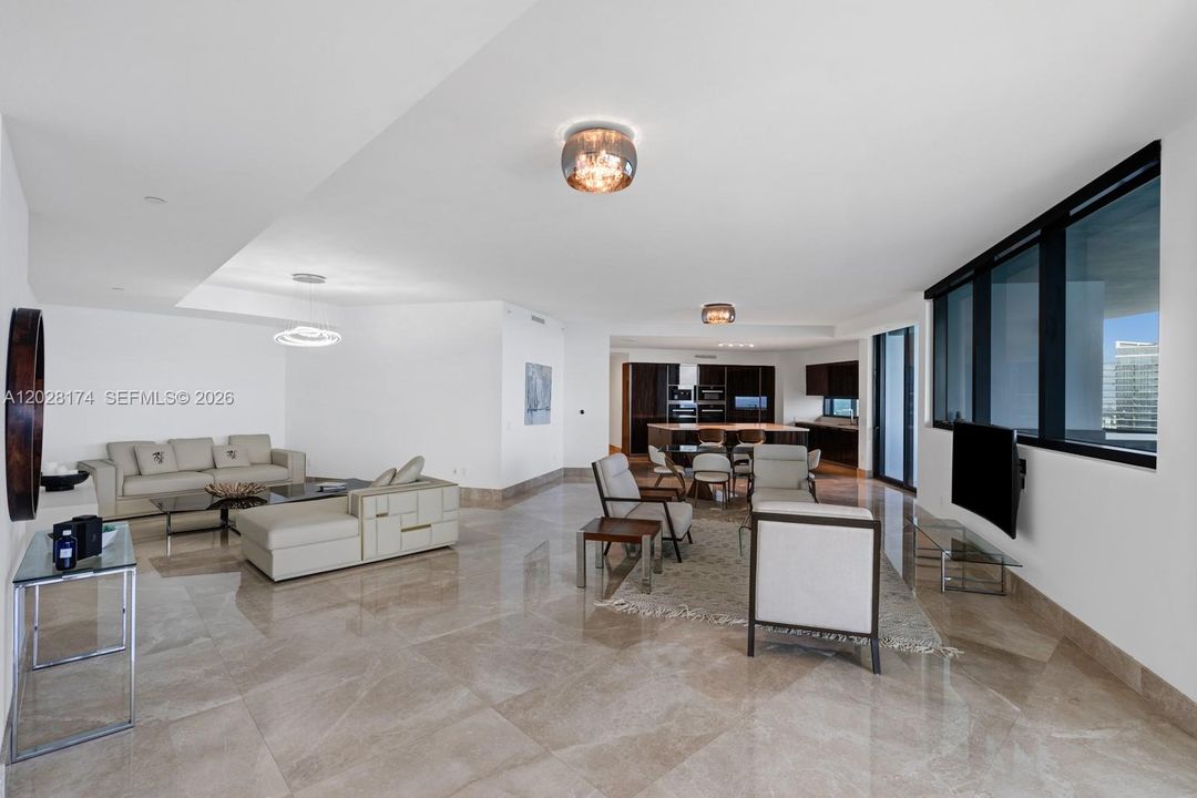 В аренду: $32,000 (4 спален, 4 ванн, 3555 Квадратных фут)