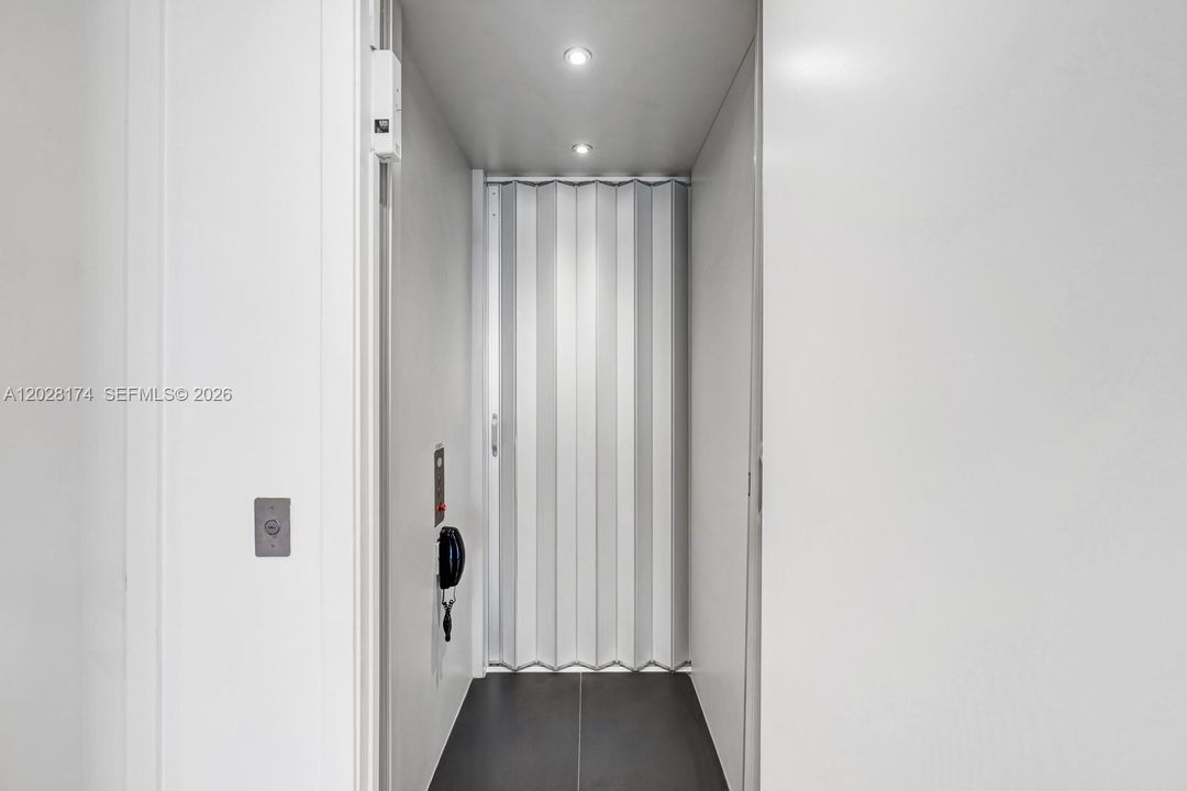 В аренду: $32,000 (4 спален, 4 ванн, 3555 Квадратных фут)