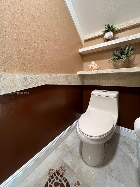 For Sale: $799,000 (3 beds, 2 baths, 1945 Square Feet)