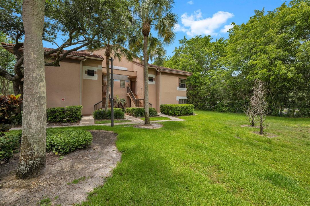 10791 NW 14th St #292 00027