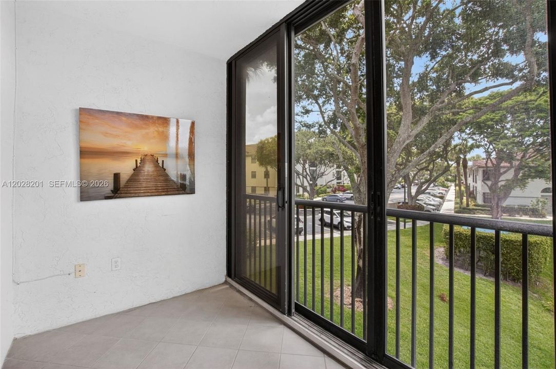 En Venta: $209,900 (3 camas, 2 baños, 1374 Pies cuadrados)