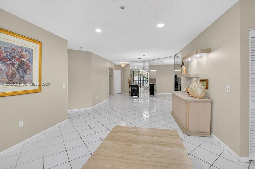 En Venta: $209,900 (3 camas, 2 baños, 1374 Pies cuadrados)