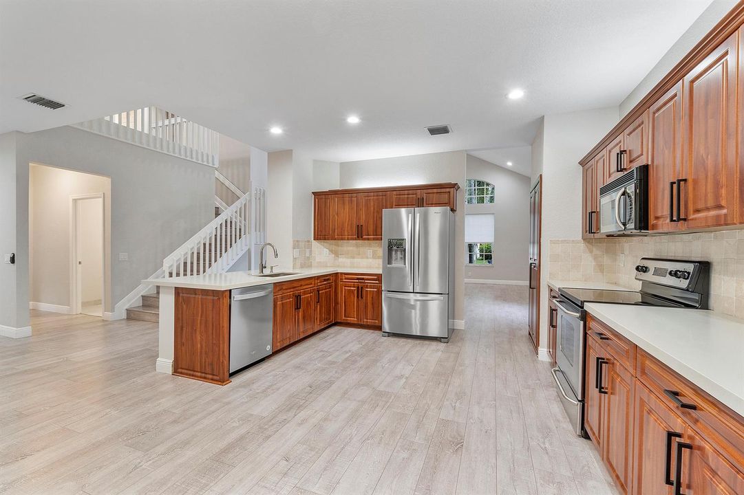 6364 NW 78th Dr_19
