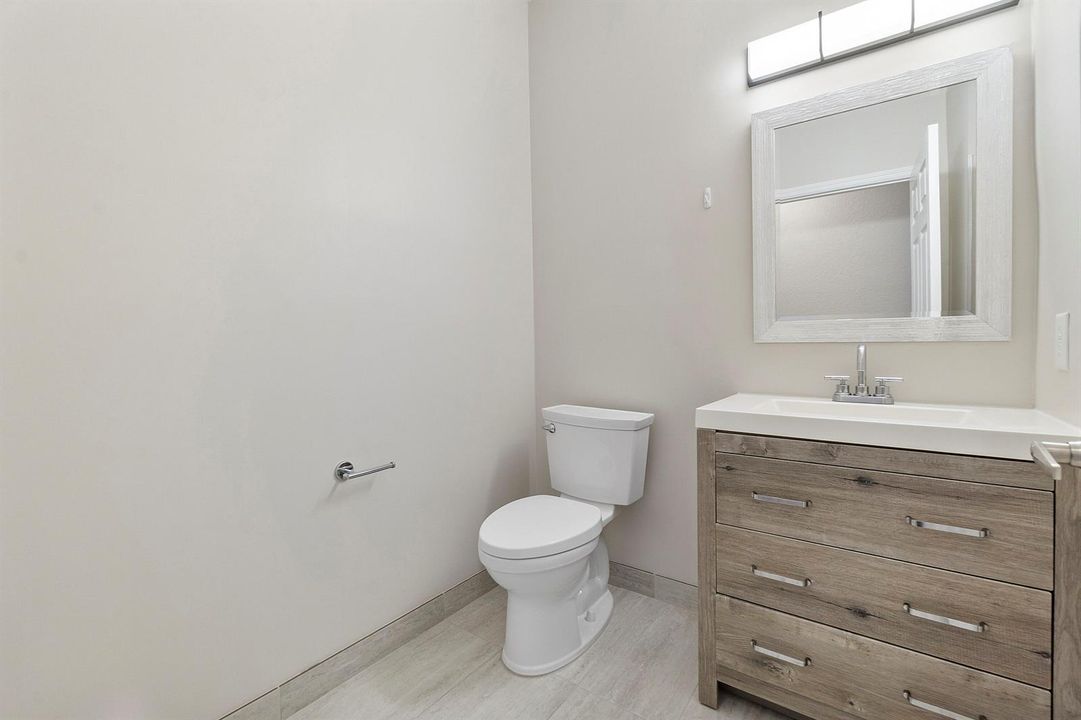 6364 NW 78th Dr_09