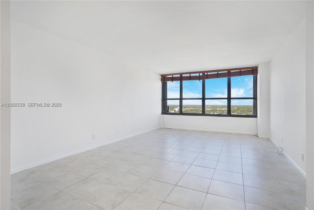 En Venta: $550,000 (2 camas, 2 baños, 1336 Pies cuadrados)