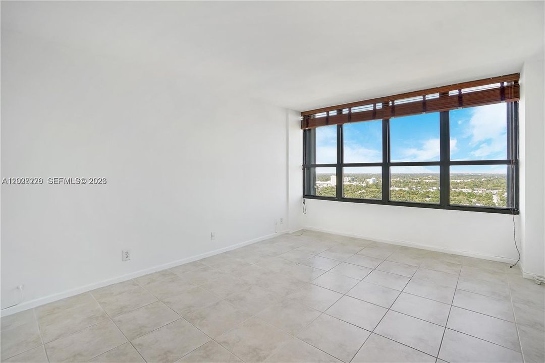 En Venta: $550,000 (2 camas, 2 baños, 1336 Pies cuadrados)