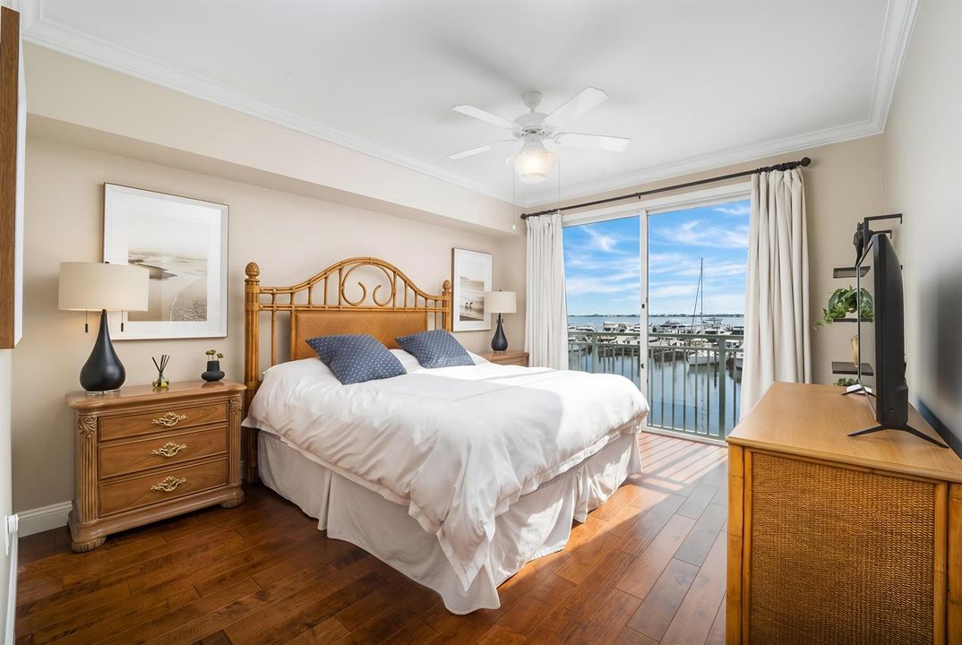 875 NW Flagler Ave #203-11