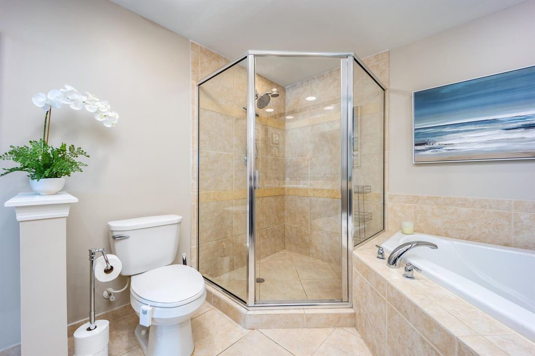 875 NW FLAGLER PRIMARY BATH 2 PRIOR
