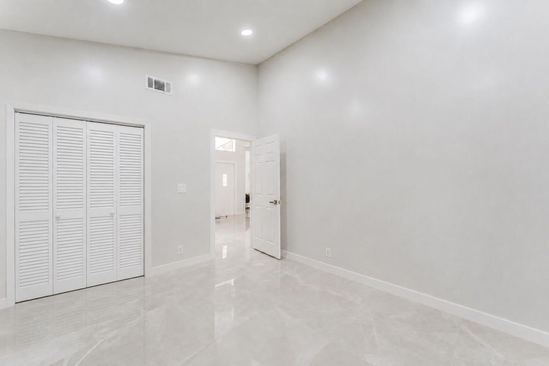second Bedroom2